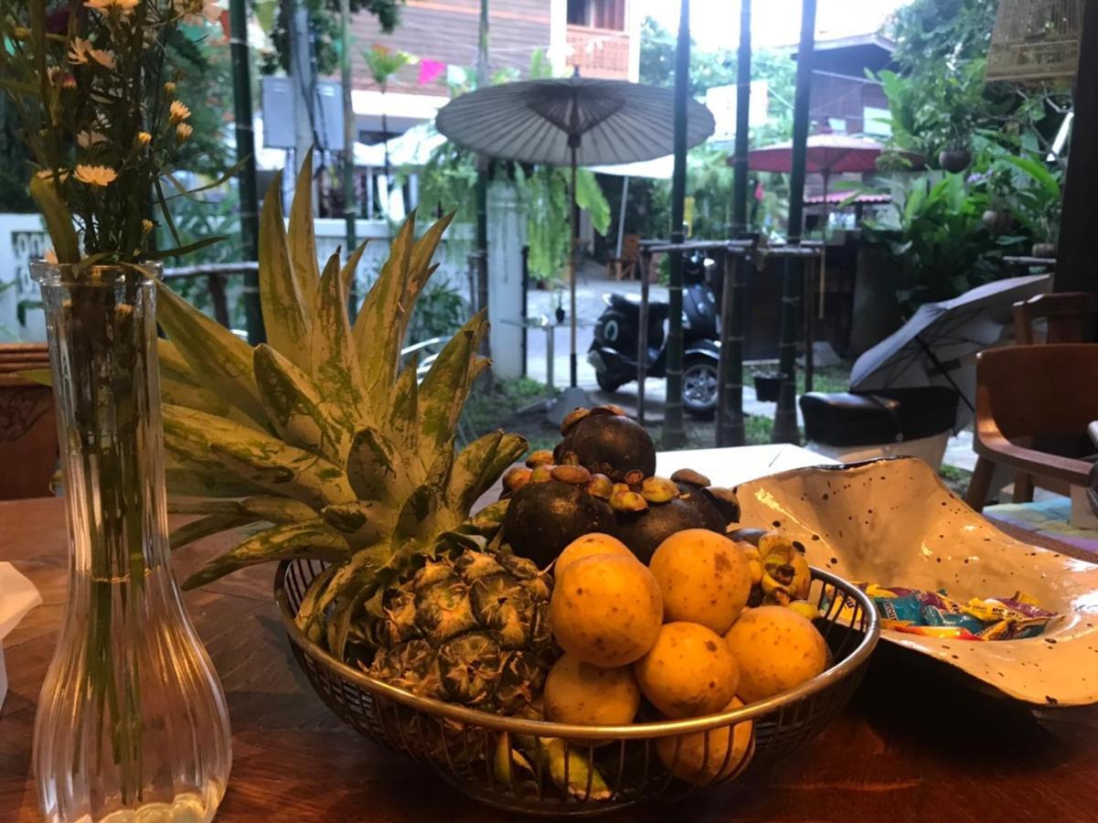 The Eight Ratvithi House Hotel Chiang Mai Luaran gambar